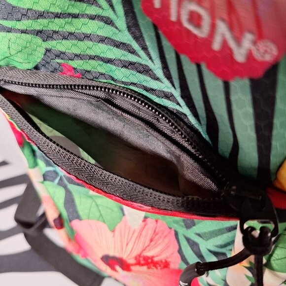 Vibedration Hydration Backpack w/o bladder - Tropical - Used main image 10